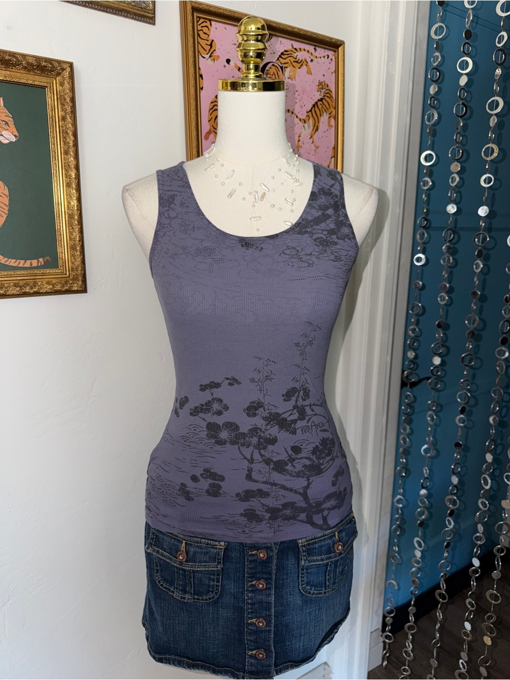 Vintage Y2K Sleeveless Floral-Print Tank Top in Dusty Lavender - Women